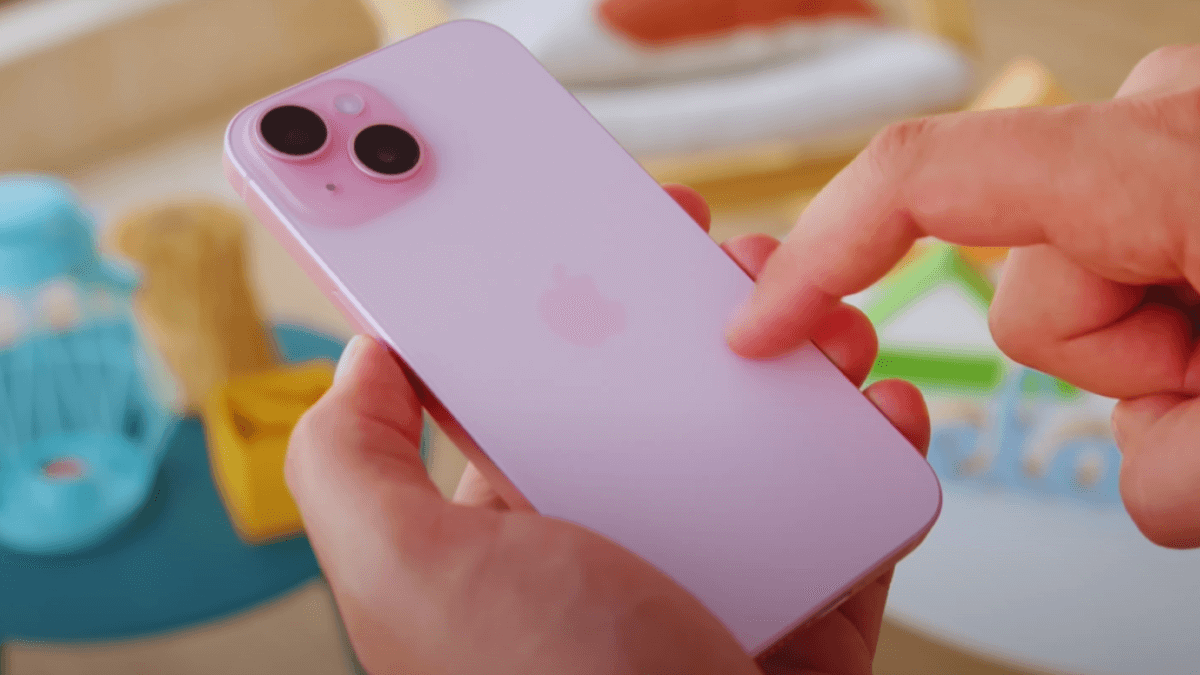 iPhone 15 Review