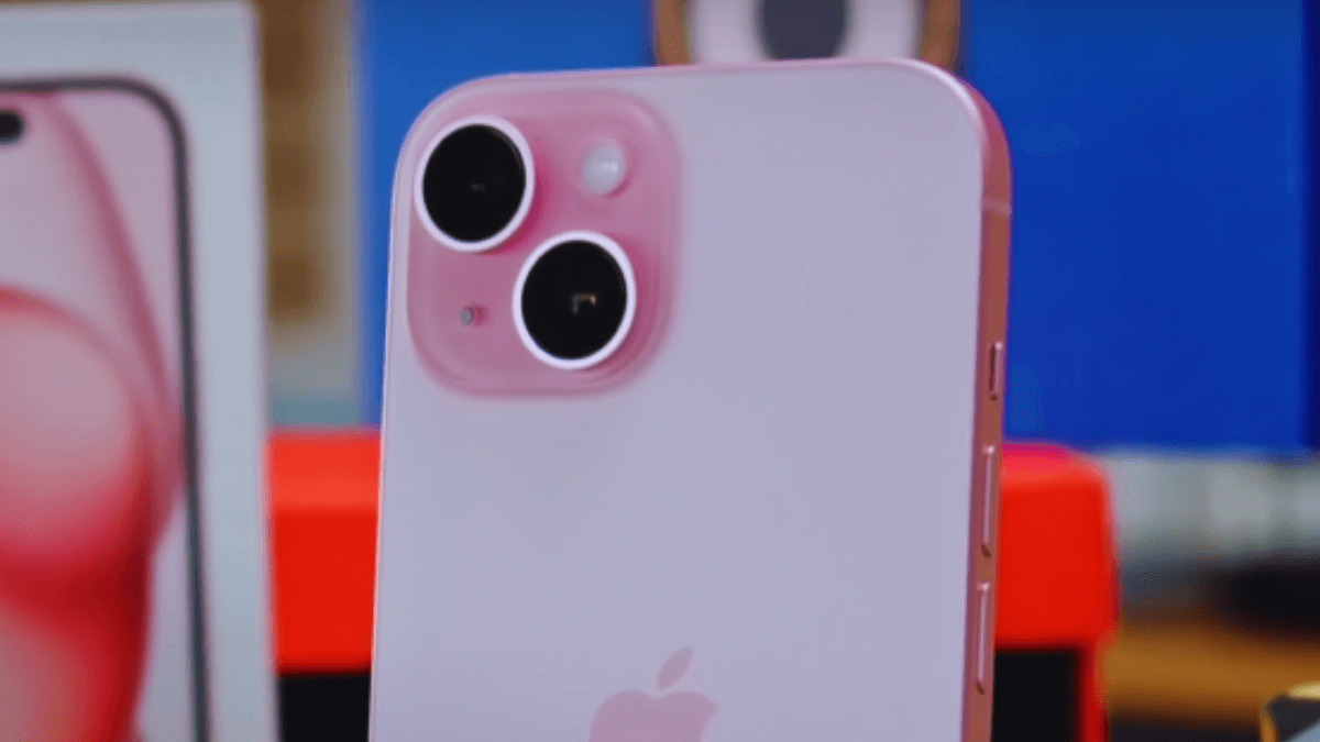 iPhone 15 Review