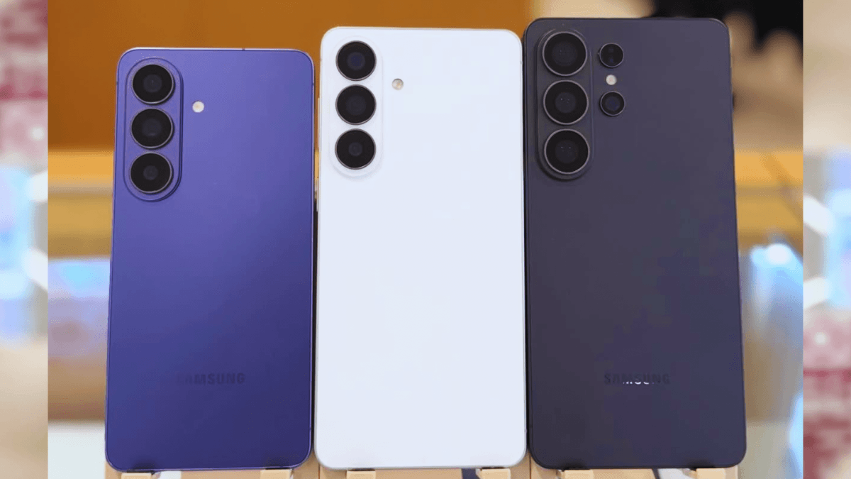 Samsung Galaxy S26 vs S26+ vs S26 Ultra backside comparison showing camera design differences